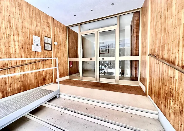 Vatican Glamorous At Passeggiata Del Gelsomino - Free Parking, 4 Guests, Рим