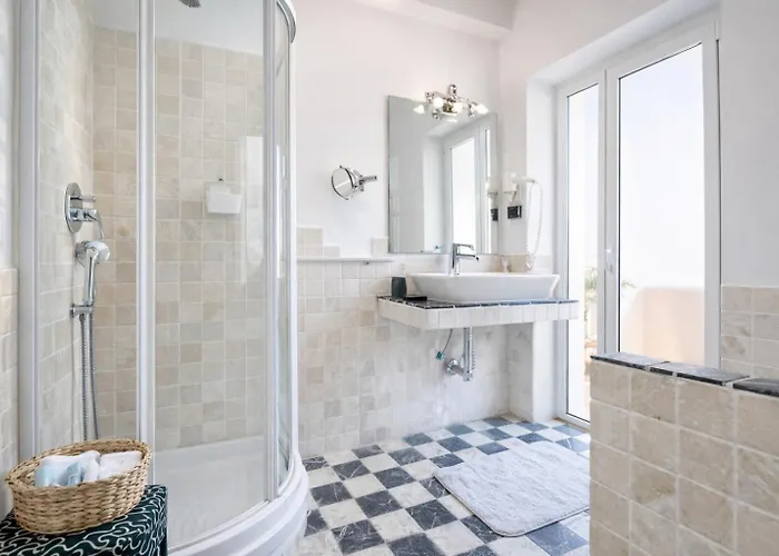 Apartament Vatican Glamorous At Passeggiata Del Gelsomino - Free Parking, 4 Guests, Rzym