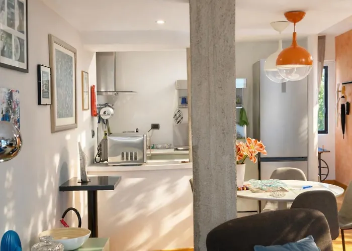 Vatican Glamorous At Passeggiata Del Gelsomino - Free Parking, 4 Guests, Апартаменты